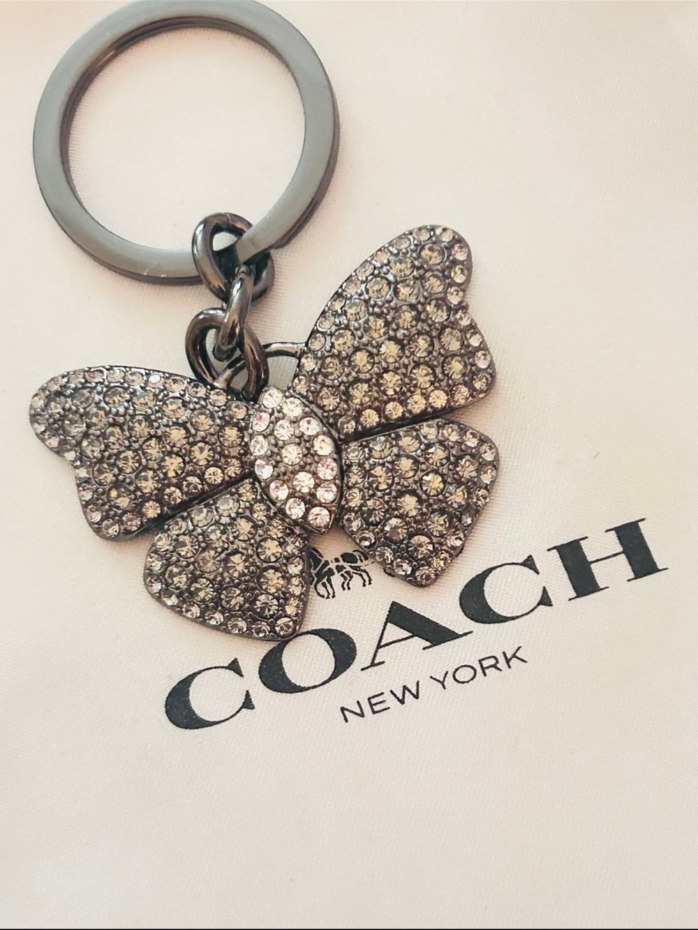 EXTREMELY RARE Vintage Coach Y2K Crystal Butterfly Keychain/ Bag Charm - Picture 12 of 13